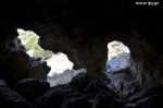 Το σπήλαιο του Στραβομύτη νοτιοδυτικά του Γιούχτα