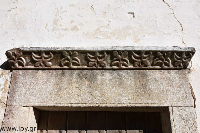 Ανώθυρο