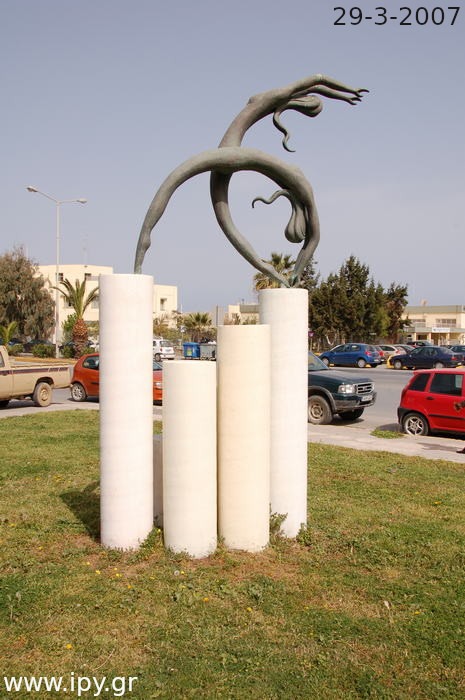 Το έργο τέχνης που δώρισε η λέσχη laions Ηρακλείου κοντά στο λιμάνι