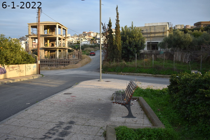 Συμβολή των οδών Ιόλης και Αγγελάκη