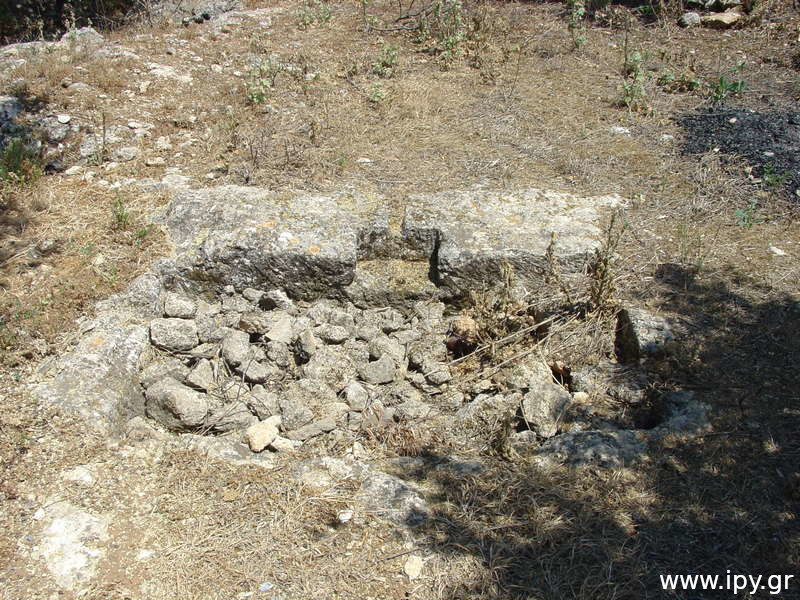Ναός-Αγίου-Ελευθερίου-Αρχανών-31-5-2004-2