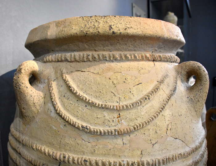 Μινωικά-πιθάρια-2