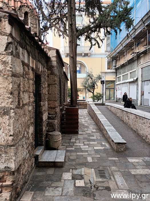 Ναός Καπνικαρέα