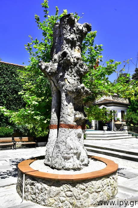 Βαλουκλή-η-ζωωδόχος-πηγή-στην-Κωνσταντινούπολη-3