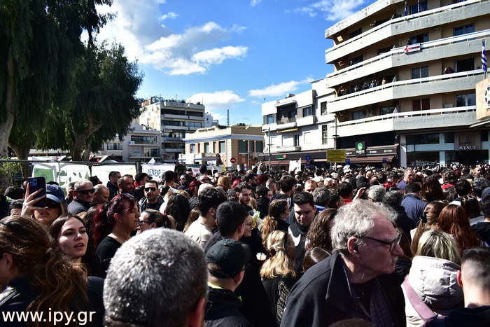 Η-μεγαλύτερη-διαδήλωση-στο-Ηράκλειο-για-τα-Τέμπη-28-2-2025-6