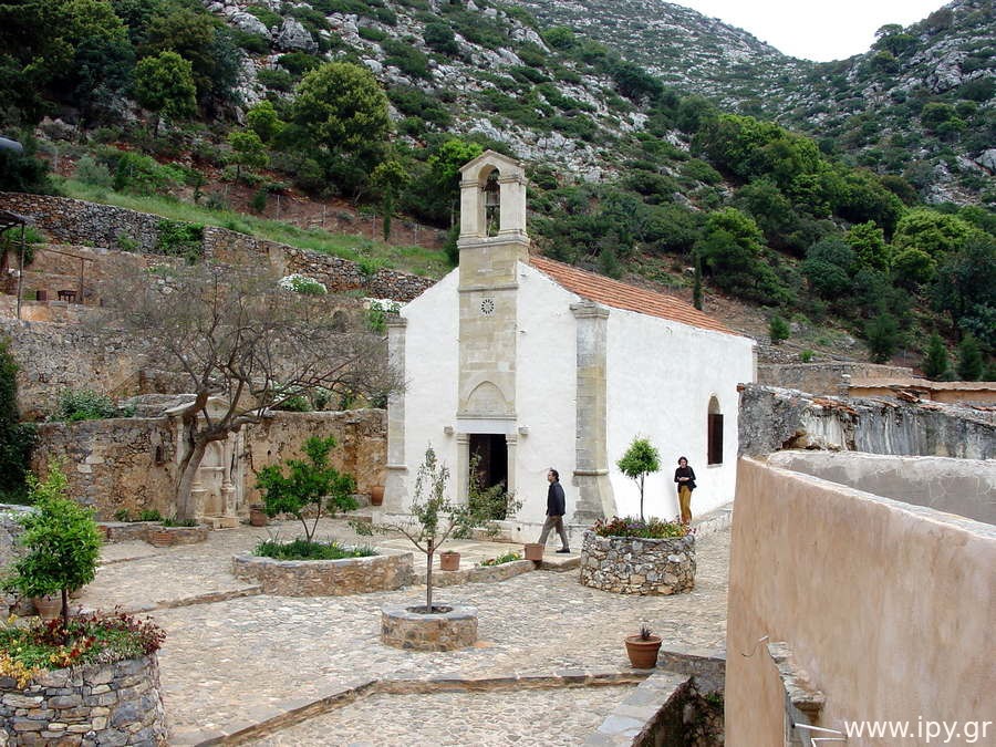11-Παλιά-φωτογραφία-Μονή-Βωσάκου-25-4-2004
