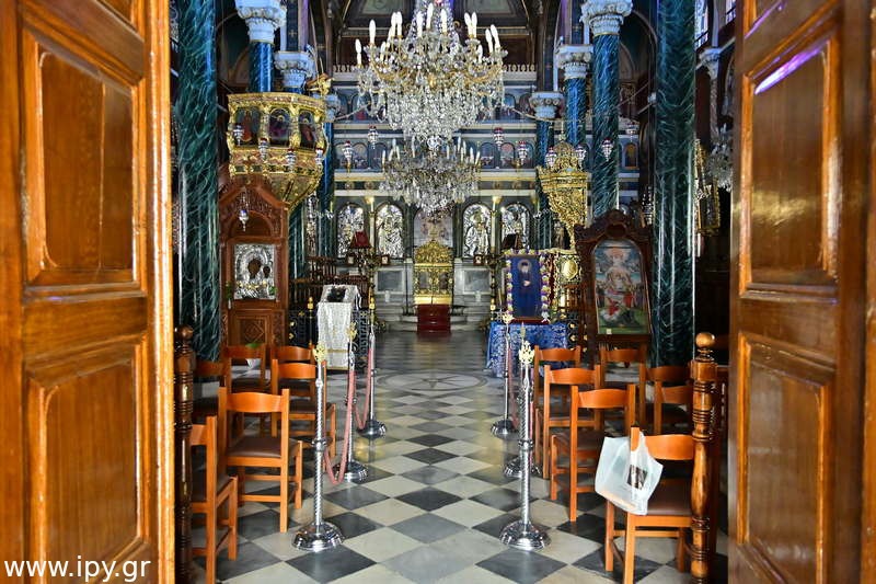 h panagia ton psarianon stin syro entyposiako templo